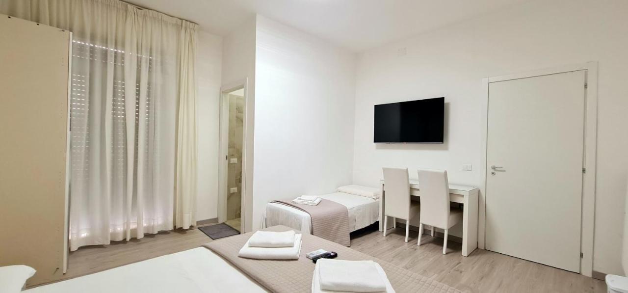 Farah'S House Hotel Padova Luaran gambar